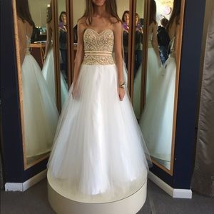 Prom dress